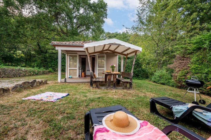 Camping La Serre Aigues-Vives  Eksteriør bilde